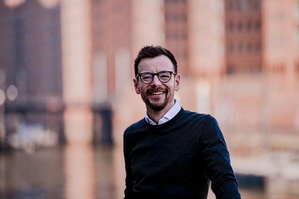 Businessfotoshooting in der Hafen-City in Hamburg.